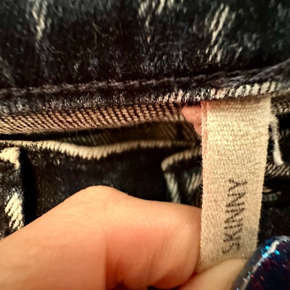 rag & bone Blue Skinny Jeans w/ White Splatter Design Size 26 - Picture 2 of 6